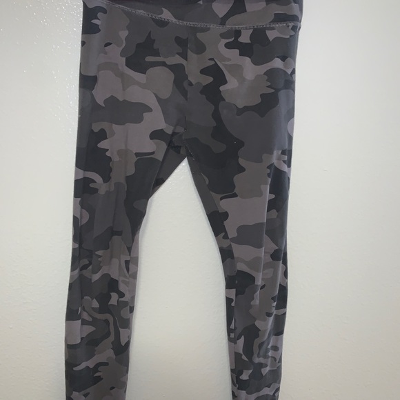 Army patterned leggings - Picture 1 of 2